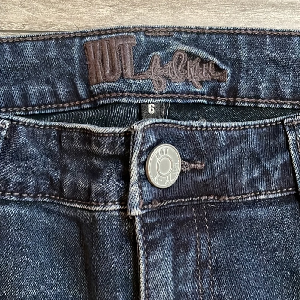 Kut from‎ Kloth, Skinny, distressed, size 6, dark denim - Picture 2 of 6